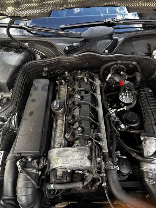 Продам w211 2,7 дизель