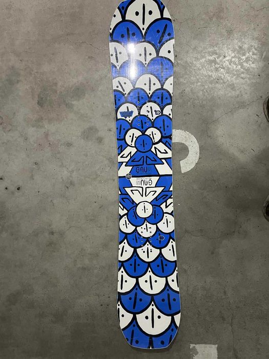 Deska snowboardowa GNU Head Space 155cm z wiązaniami i buty 42 27cm