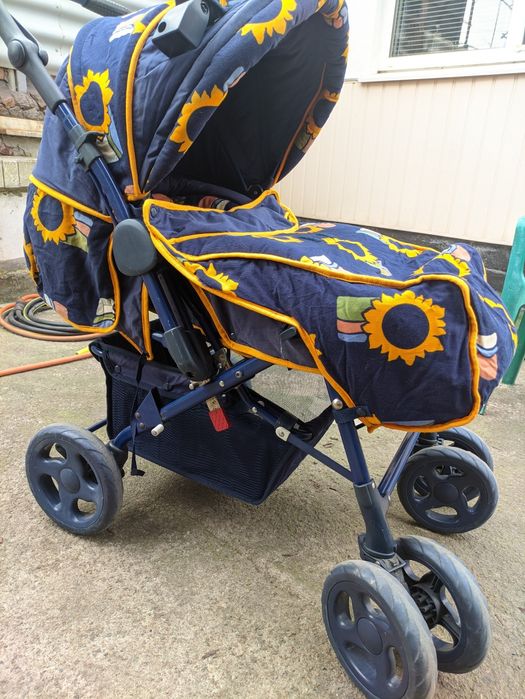 Продам детскую коляску