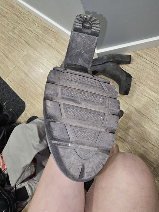 Kozaki zamszowe szare