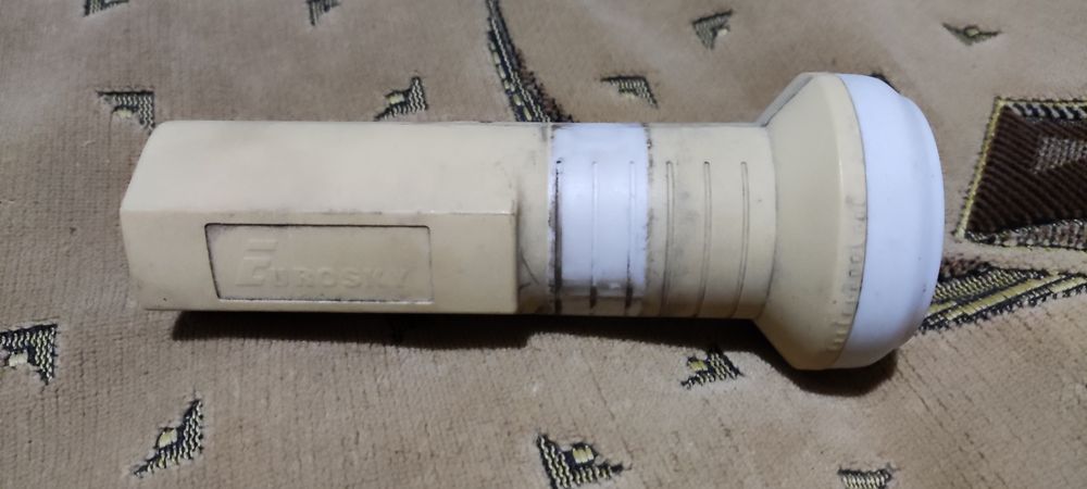 Спутниковая головка Eurosky EHKF-113A (на 4 выхода)