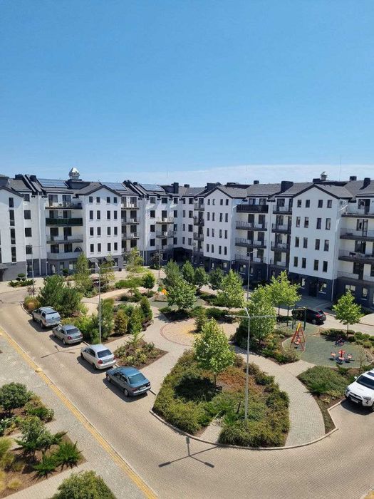 Продам квартиру на Сахарова. Новому будинку 2 роки. 1-й поверх без сходів.