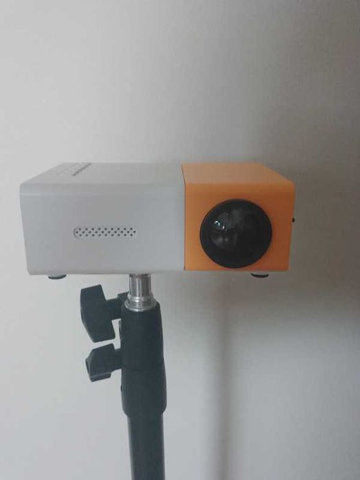 mini Projektor LED jak nowy