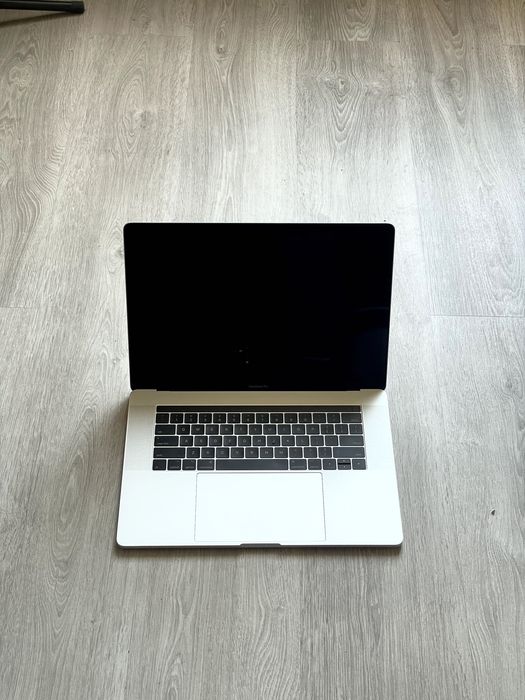 macbook pro 2016 - купить ноутбуки Apple - Цена на OLX.ua