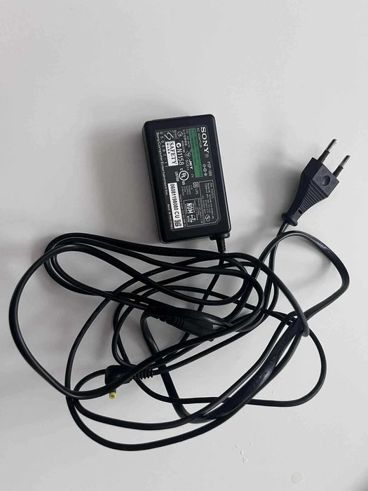 PSP 2000 Mint Green zielona, stan IDEALNY, org. ładowarka, adapter