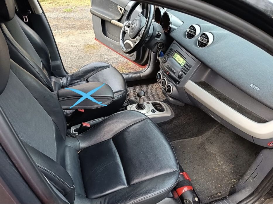 Fotele Skóra Czarne Grzane Smart 454 Forfour Wnętrze Komplet 04-06r.