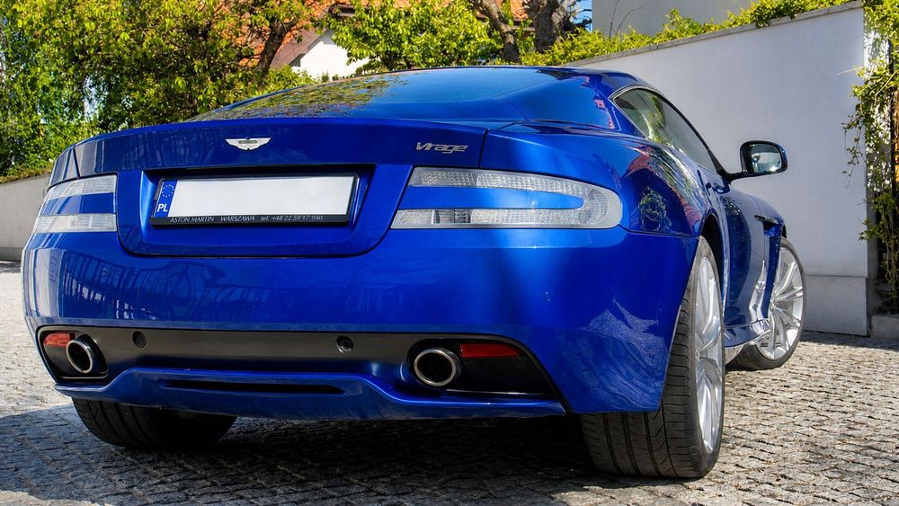 Aston Martin virage