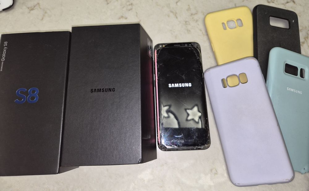 Смартфон Samsung S8
