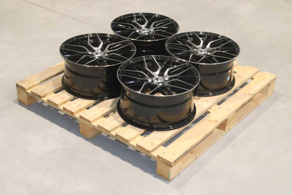 OUTLET! Felgi Japan Racing JR28 17x8 ET38 4x100 Black Machined Face
