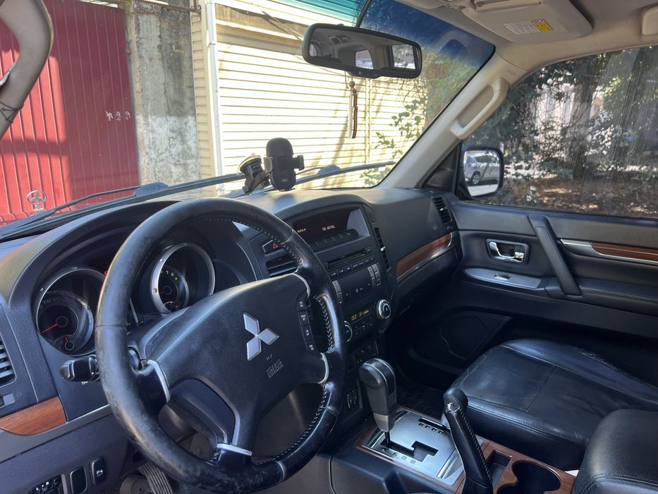 Mitsubishi Pajero 2007 VIN JMYLRV93W7J715291 фото оголошення 7 з 8