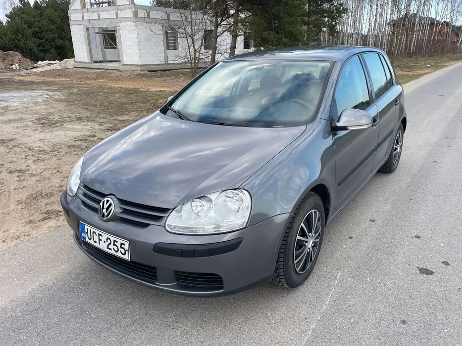 Volkswagen Golf V 1.6 MPI benzyna w bogatej wersji, grzane fotele, 5 drzwi, grafitowy