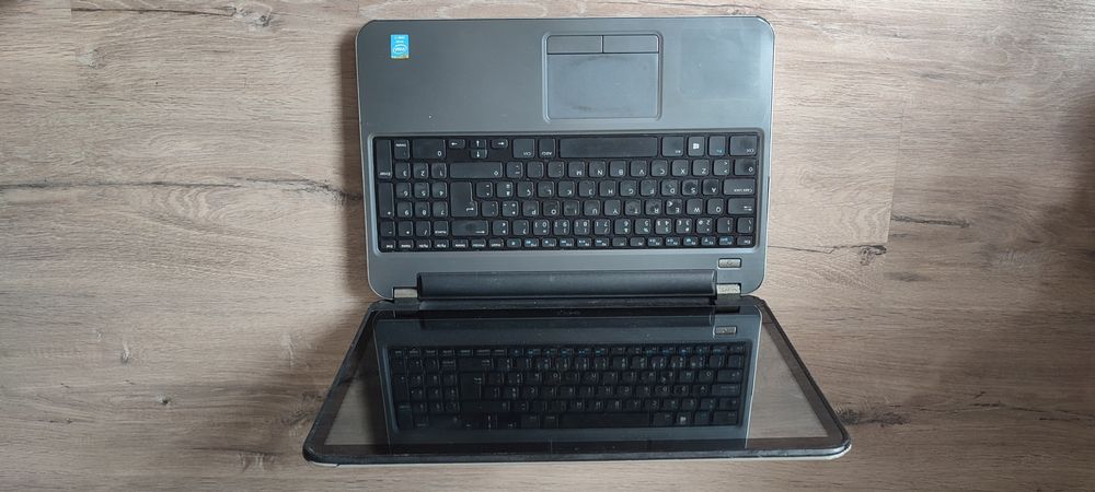 Dell inspiron 5537