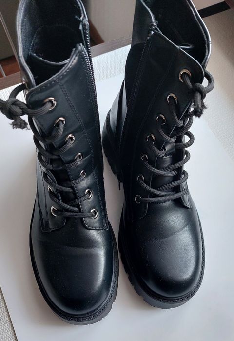 Buty damskie czarne.