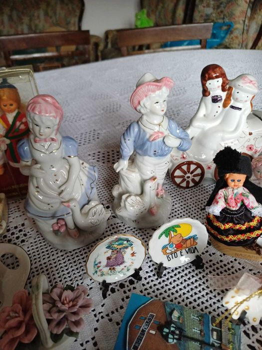 Peças decorativas diversas