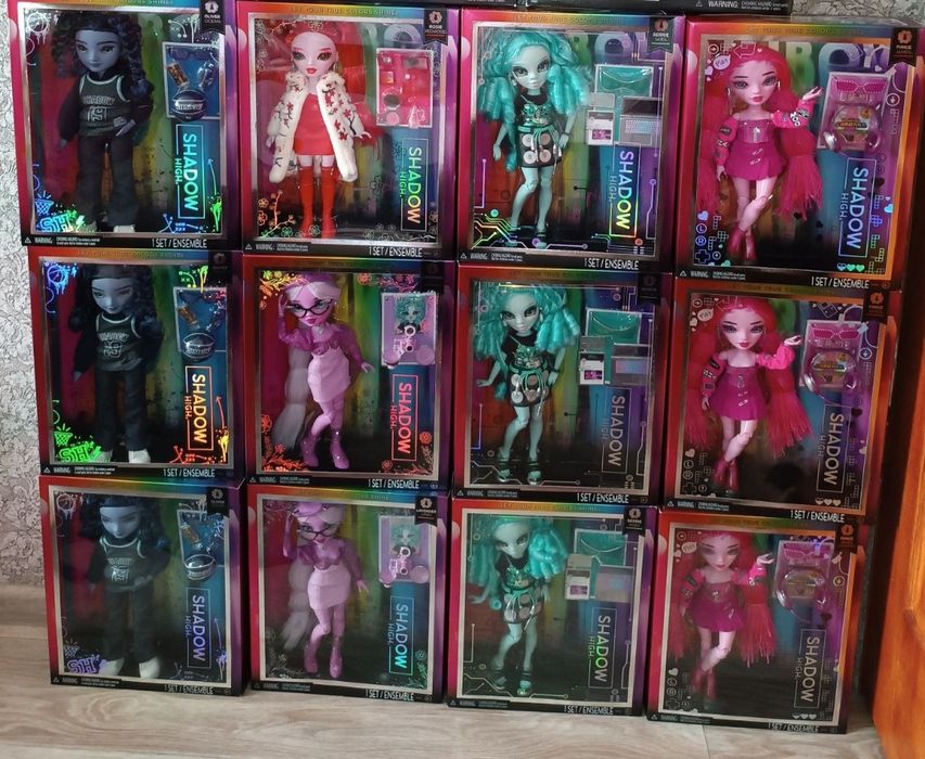 Ляльки Rainbow high shadow