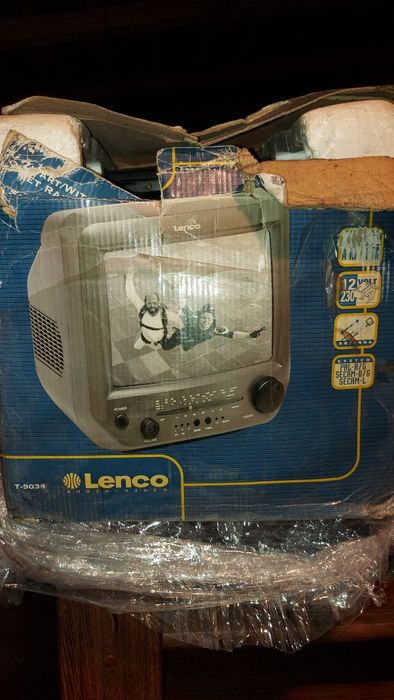 Mini televisão antiga