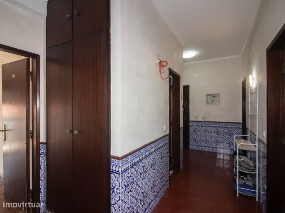 T3 para Remodelar no Centro de Samora Correia | Excelente Potencial