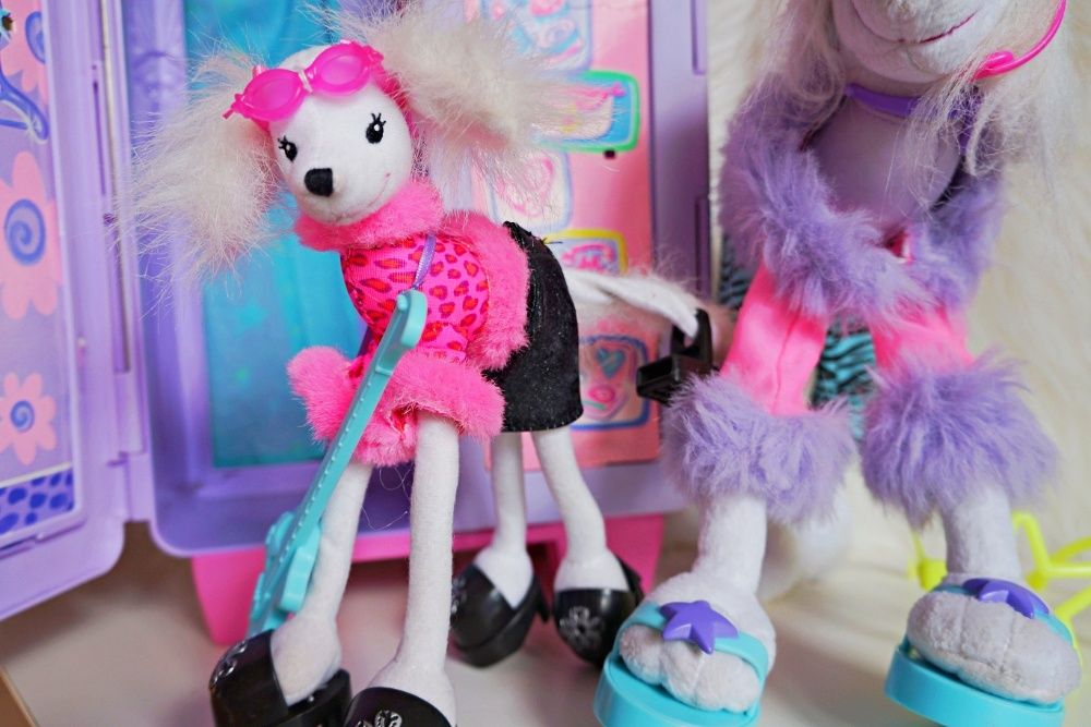 Barbie maxi walizka teatrzyk