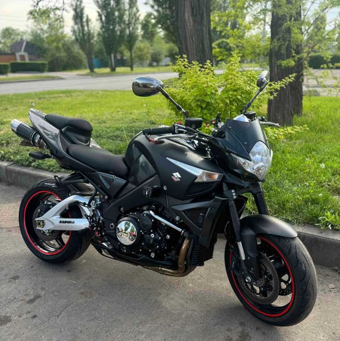 Продам мотоцикл Suzuki B-king 1340
