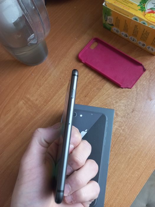 IPhone 8 64gb space grey
