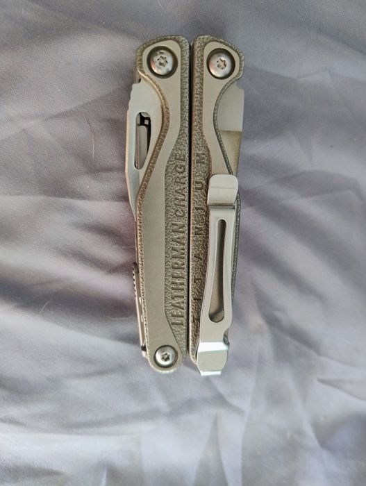 Leatherman charge TTi titanium  multitool