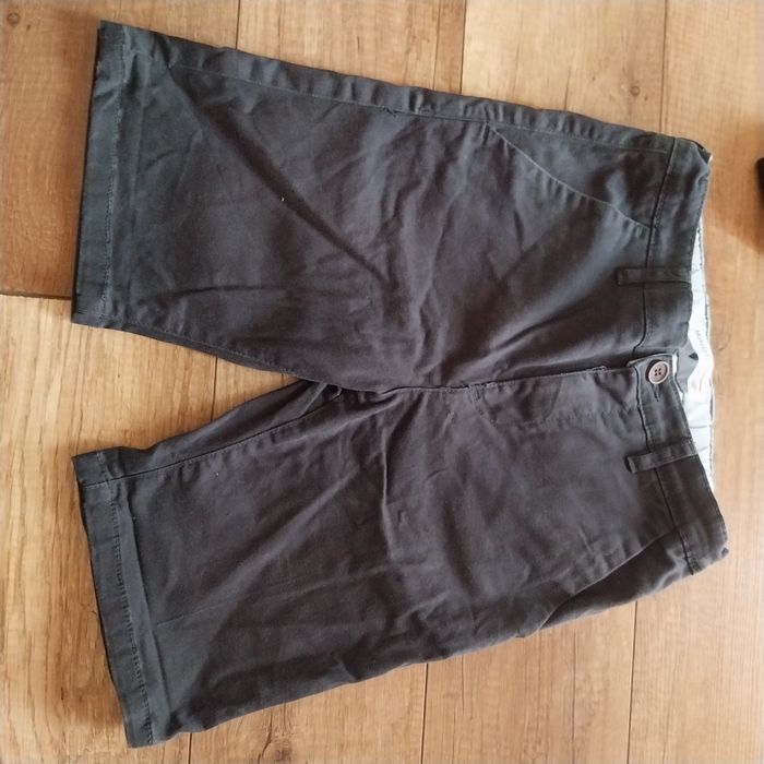 Spodenki szorty r. 146-152 eleganckie