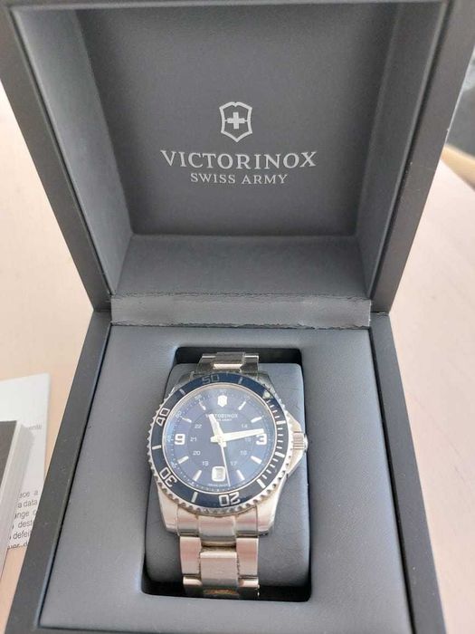 Relógio Masculino de Quartzo VICTORINOX Maverick