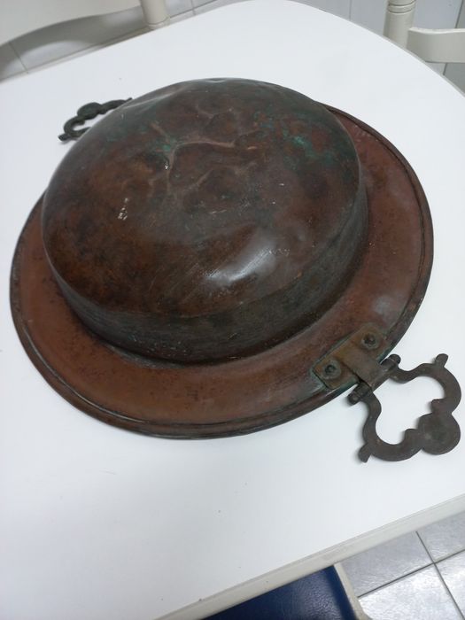 Braseira em cobre ,com pegas em latão. VINTAGE