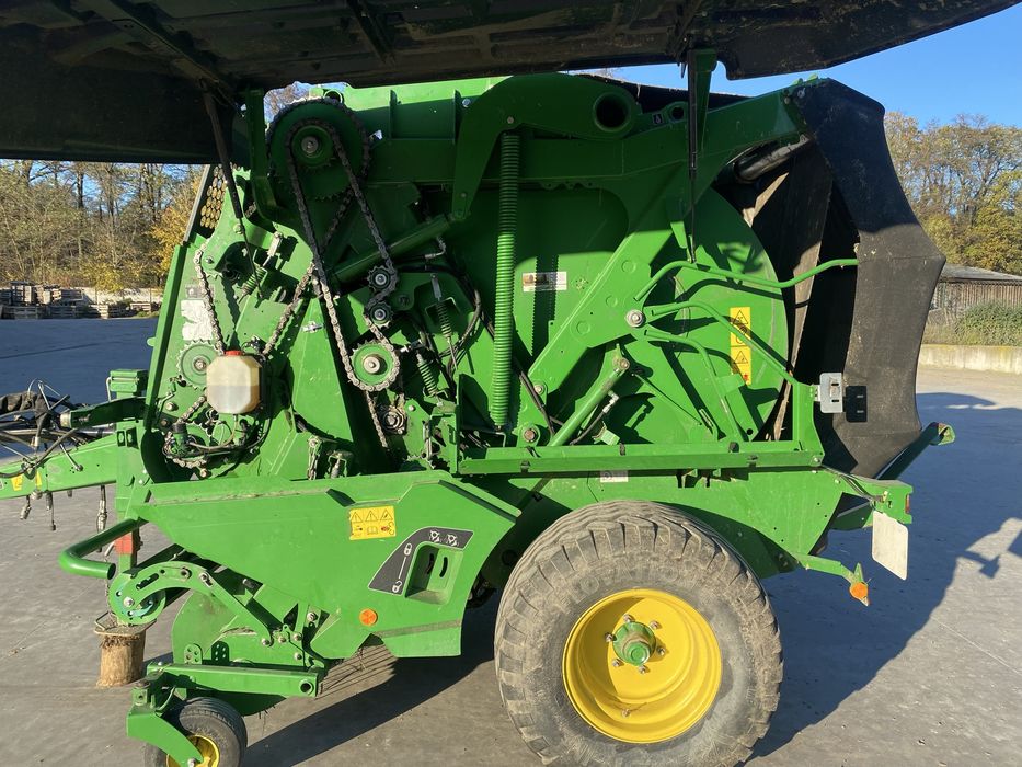 Prasa John Deere 960