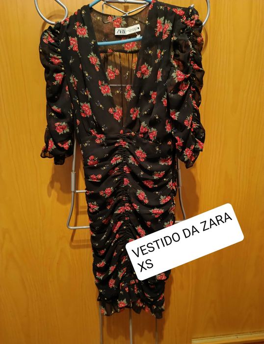 Roupa de senhora cada peça 6 euros