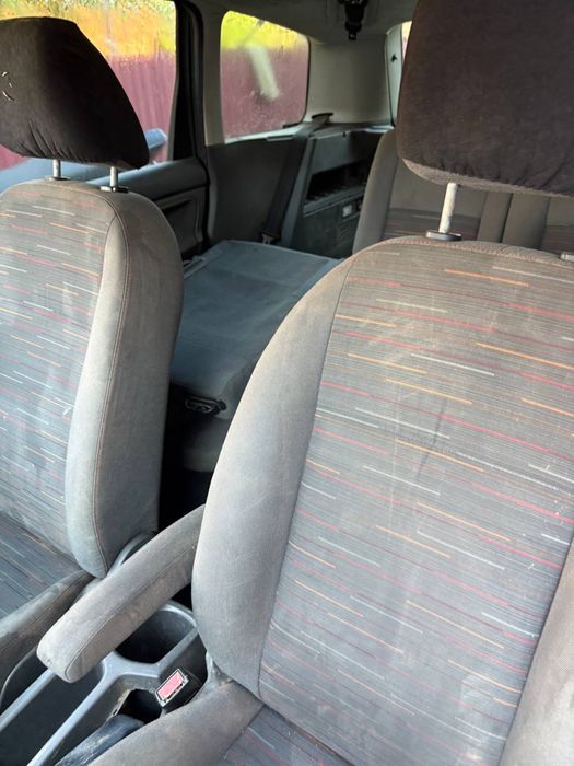 Форд ц макс 2009 року