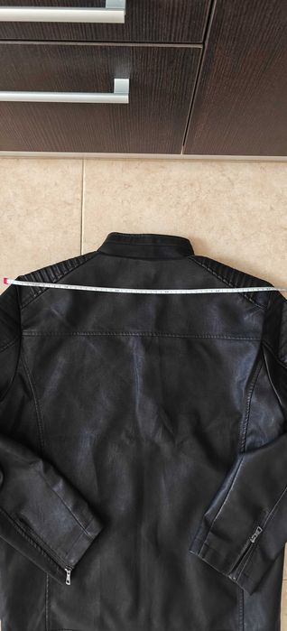 Куртка кожаная чёрная