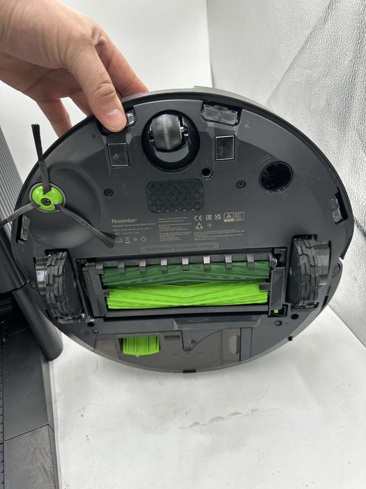 Robot sprzątający IROBOT Roomba Combo 10 Max
