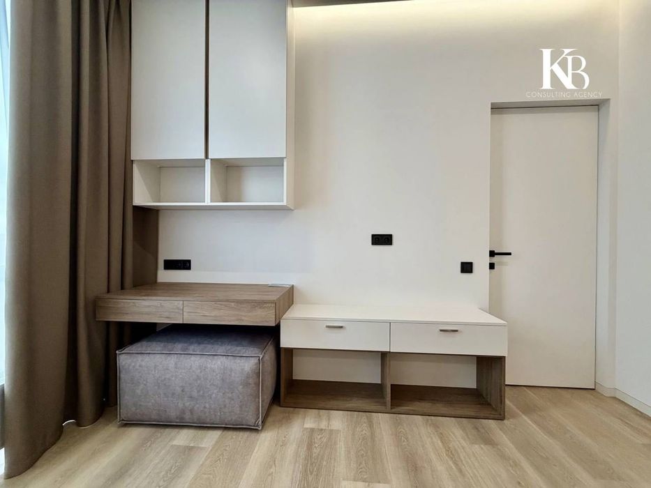 4-кімнатна квартира 87 м² у ЖК Женева | Дизайнерський ремонт | 6 вікон
