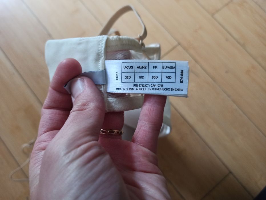 Biustonosz 70D Elle Macpherson