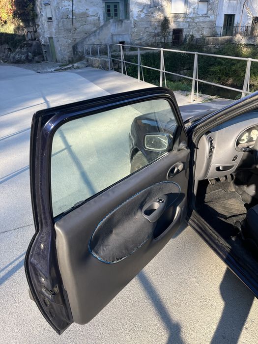 Ford fiesta techno 1.2  , ano 2000
