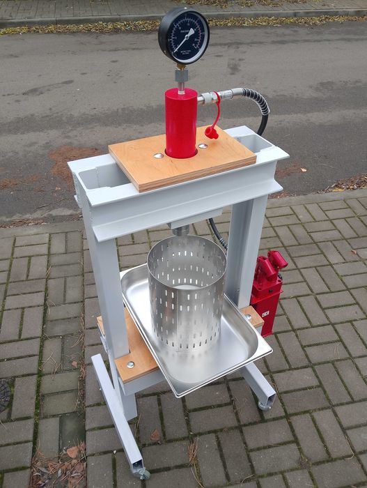 Prasa praska do owoców, soki, wina, hydrauliczna 30T