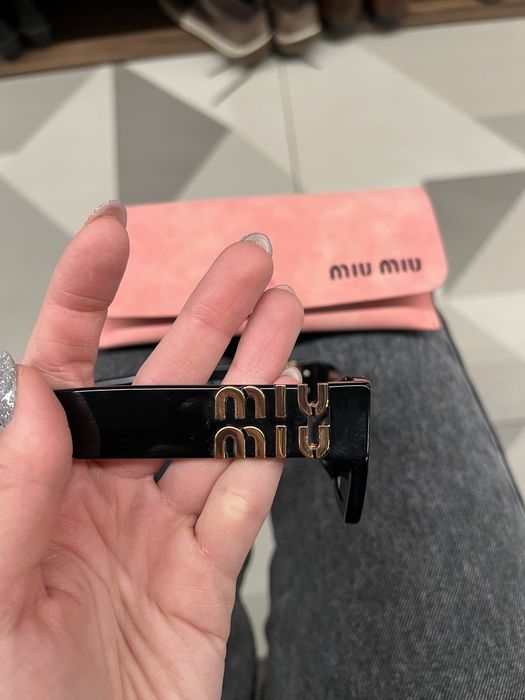 Okulary Miu Miu przeciwsloneczne z etui