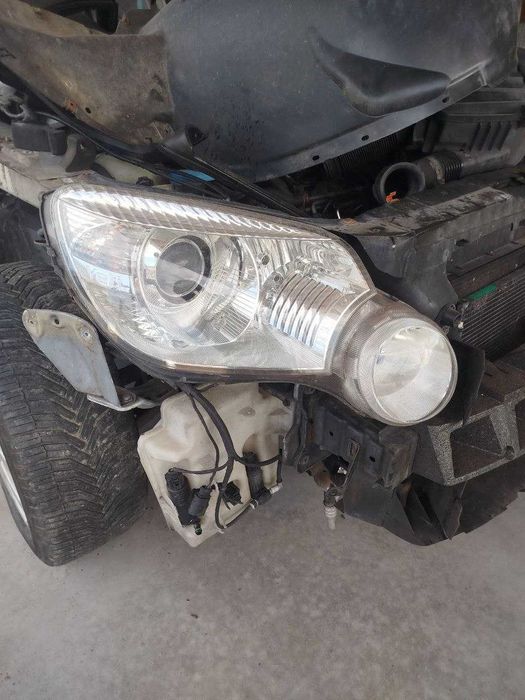 Фара передняя  Skoda Yeti Шкода еті фари розборка