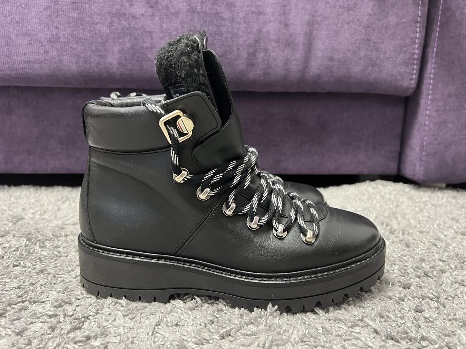 Tommy Hilfiger 37.5 Нові ОРИГІНАЛ