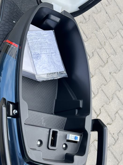 Maxxter LUMINA скутер