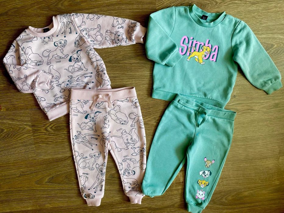 Одяг для дівчинки