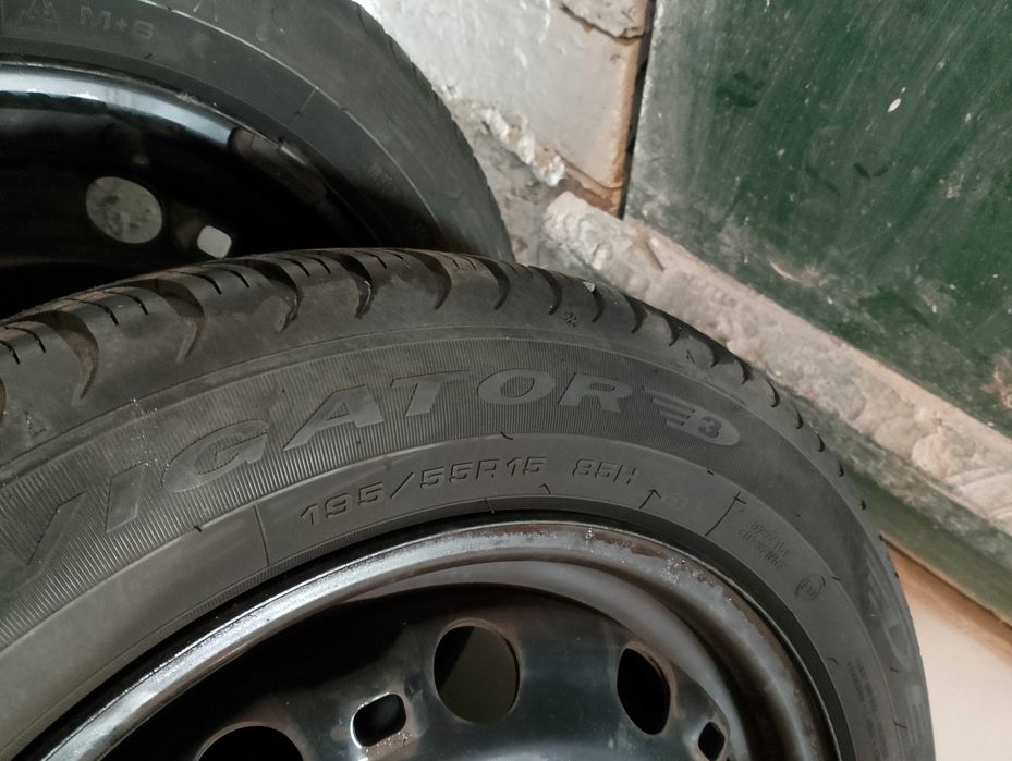 Koła z oponami wielosezonowymi 195/55/15