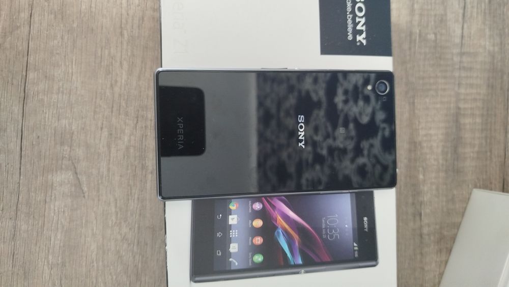 Sony Xperia Z1 (працююча)