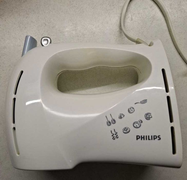 Миксер PHILIPS HR1453  б/у кількість швидкостей: 3-турборежим-потужність:175 Вт-состояние идеальное