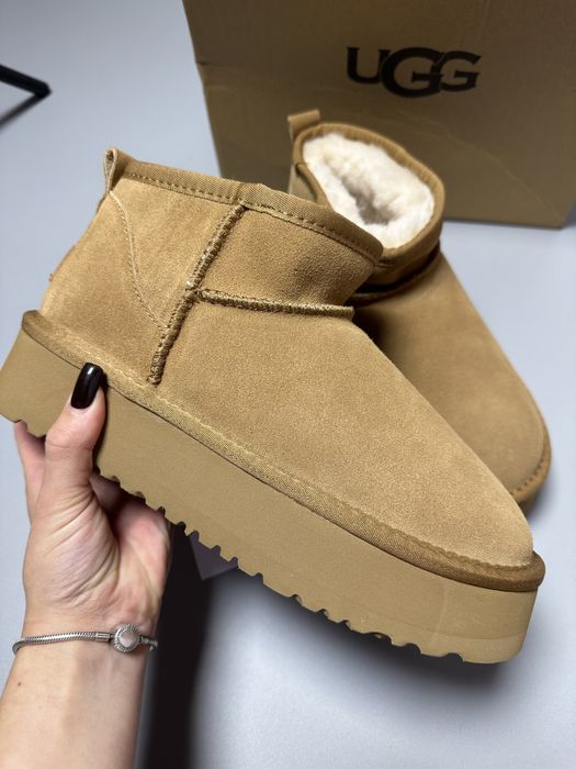 В наявності угги уггі Ugg Ultra Mini Platformі 3,5см