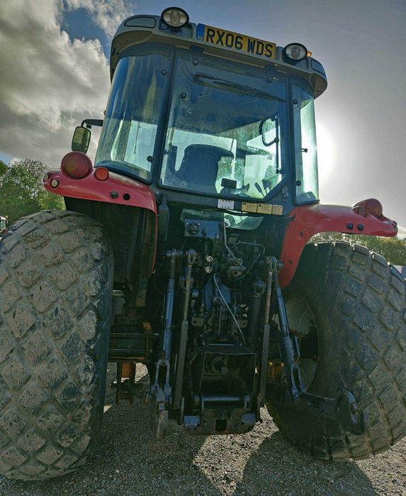 Ciągnik Massey Ferguson 5445 . Tuz + Wom.  MF 5445