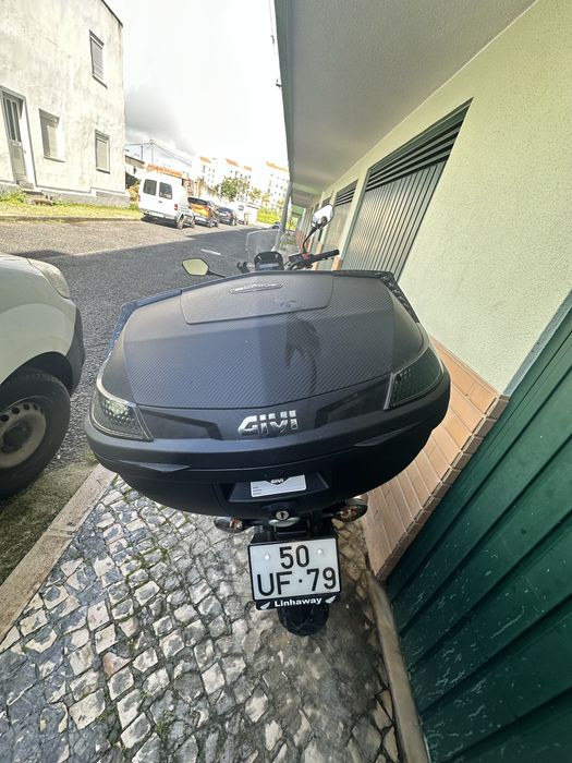 Mota semi nova com poucos km