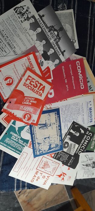 Lote de 60 panfletos Politicos