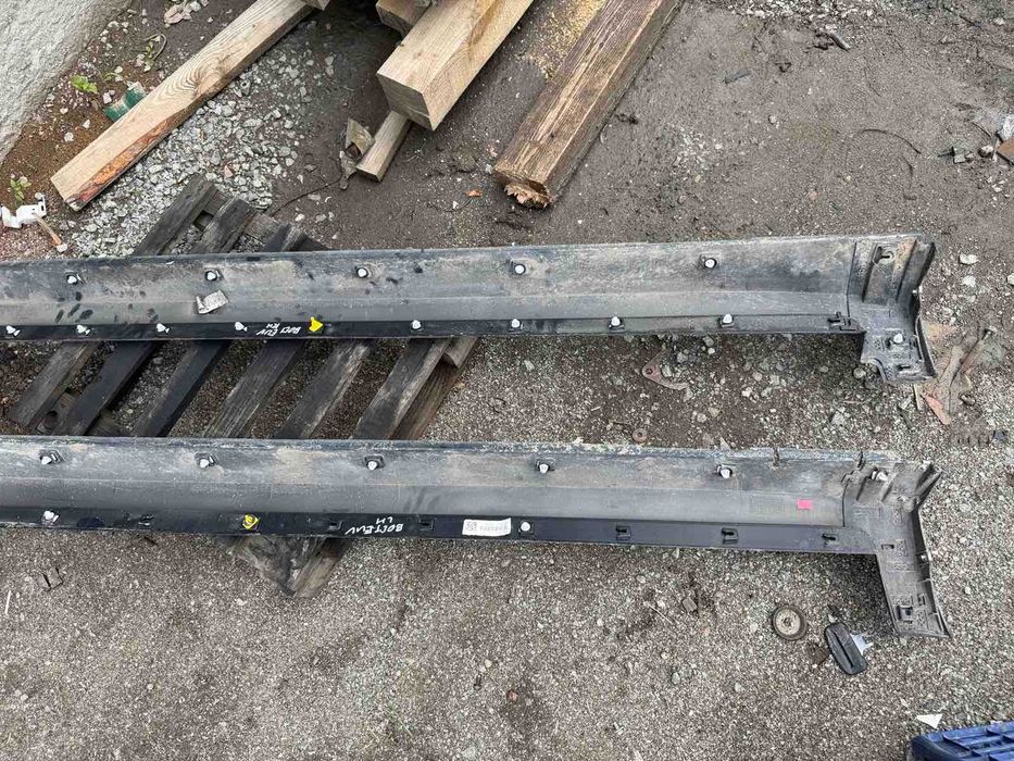 Накладка порога внешняя Chevrolet BOLT Поріг лівий правий зовнішній